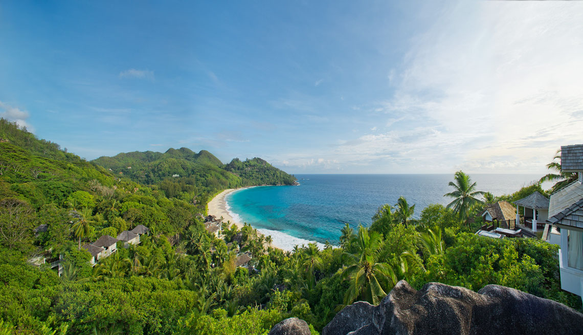 РЎРµР№С€РµР»С‹ Banyan Tree